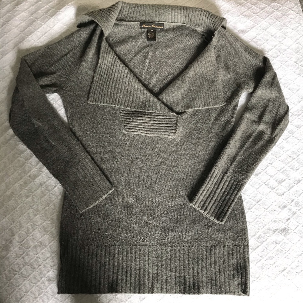 Marisa Christina grey sweater